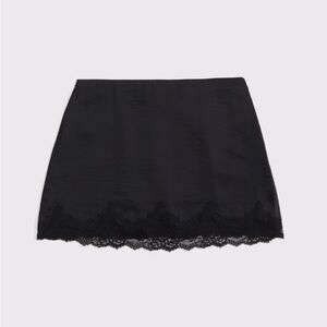 Scarlett Mid Rise Satin Mini Skort